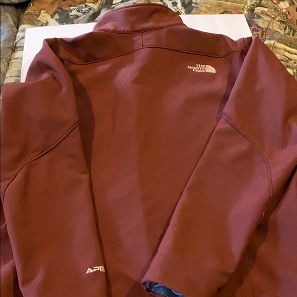 The North Face Bionic Soft Shell Jacket - Picture 2 of 5